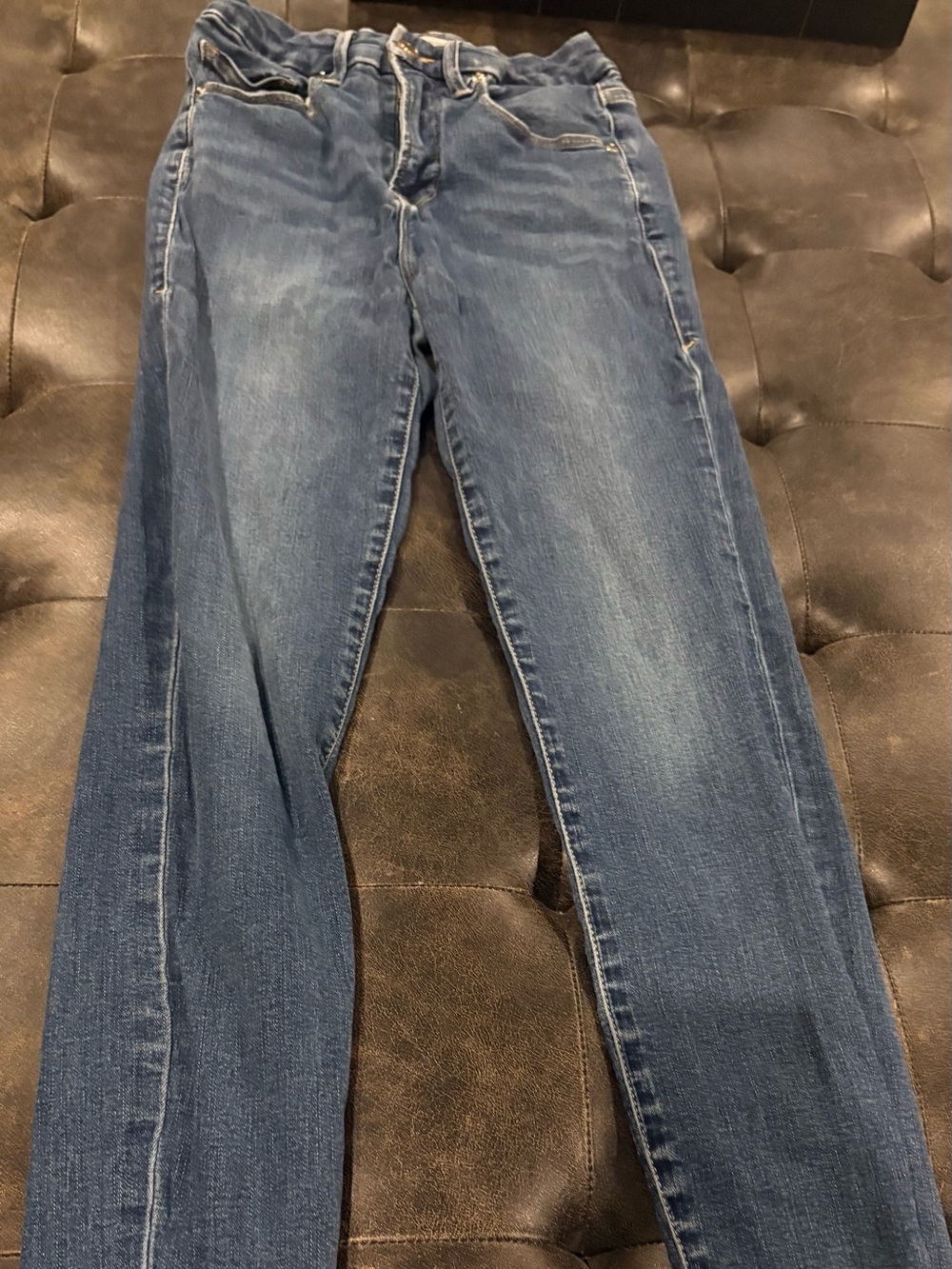Good American Medium Wash Skinny Jeans